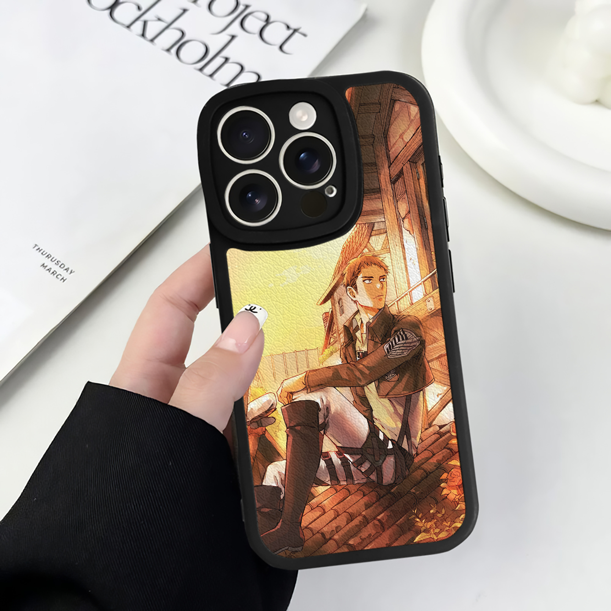 （画像用） 進撃の巨人 Attack on Titan 【iPhone 16シリーズ対応】シリコンスマホケース（レザー調） 材質：シリコン